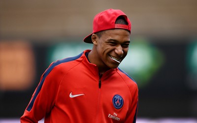 乐竞体育精华-C罗点球命中球队登顶