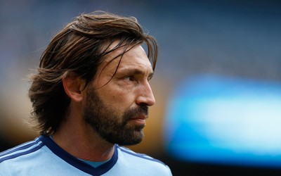 乐竞体育快讯-佩德里这脚射门擦柱而出